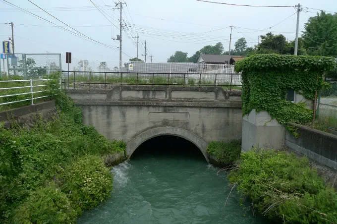 隧道暗渠